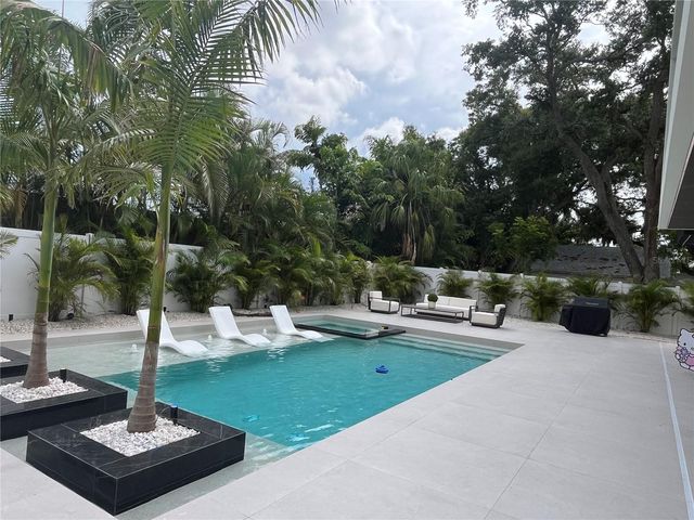 1640 WALDEMERE STREET, Sarasota, FL 34239
