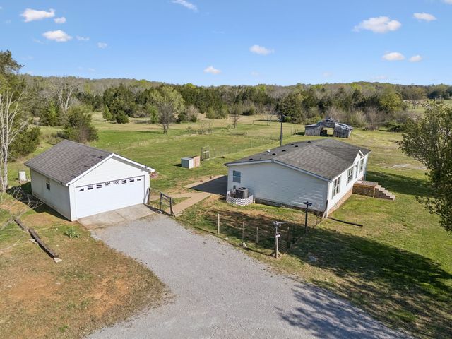 2045 Gentle Rd, Lewisburg, TN 37091