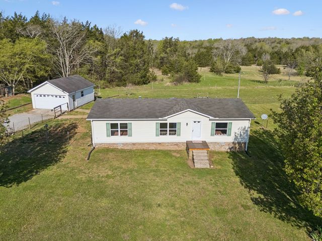 2045 Gentle Rd, Lewisburg, TN 37091