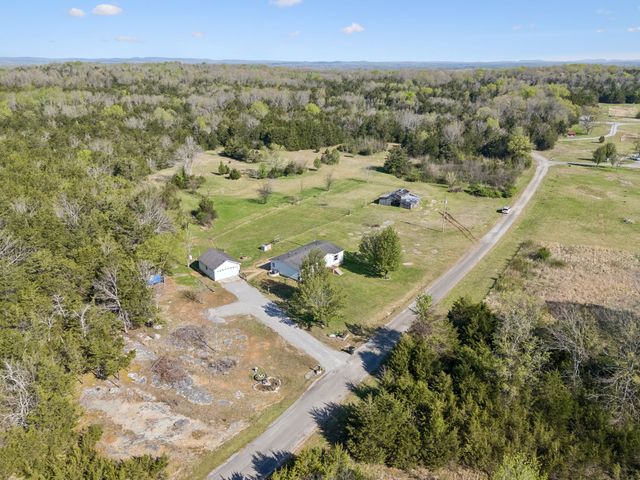 2045 Gentle Rd, Lewisburg, TN 37091