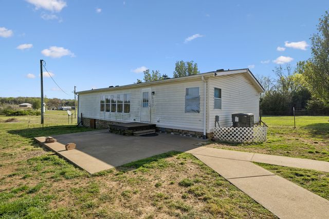 2045 Gentle Rd, Lewisburg, TN 37091