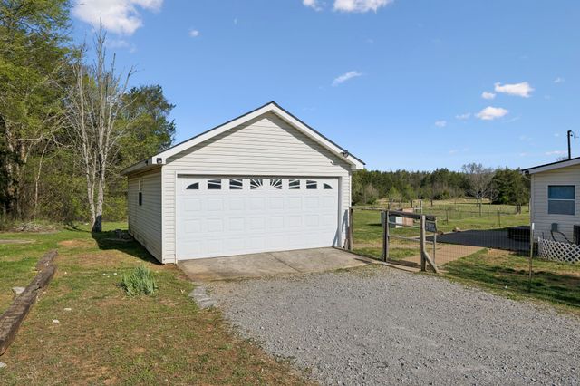 2045 Gentle Rd, Lewisburg, TN 37091