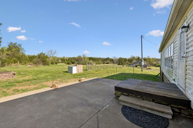 2045 Gentle Rd, Lewisburg, TN 37091