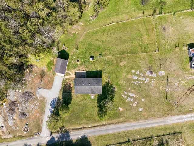 2045 Gentle Rd, Lewisburg, TN 37091