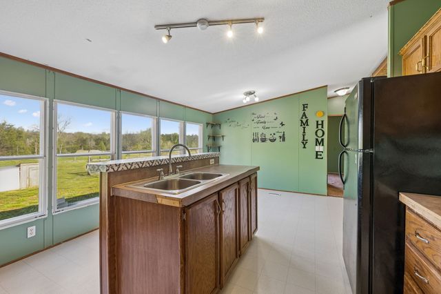 2045 Gentle Rd, Lewisburg, TN 37091