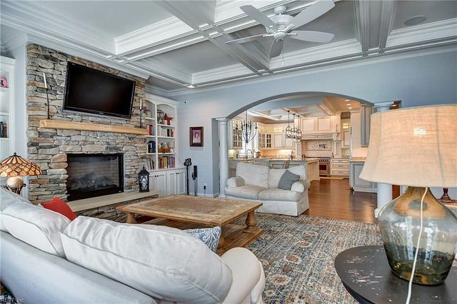 2909 Estates DR, Virginia Beach, VA 23454