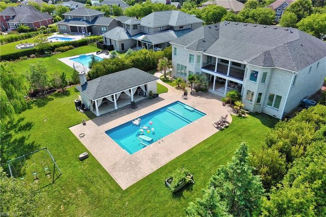 2909 Estates DR, Virginia Beach, VA 23454
