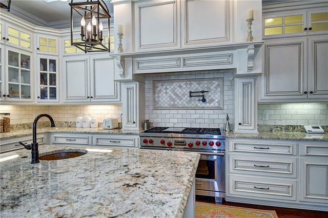 2909 Estates DR, Virginia Beach, VA 23454