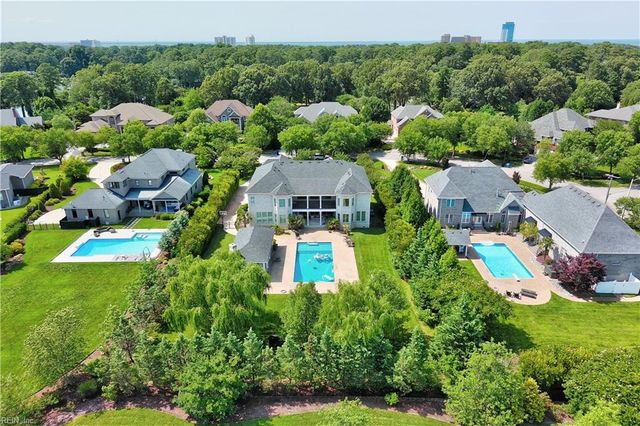 2909 Estates DR, Virginia Beach, VA 23454