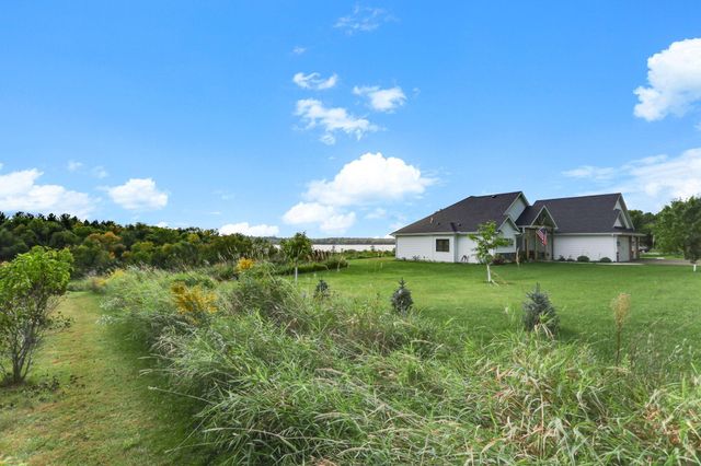 48076 Autumn Court, Stanchfield, MN 55080