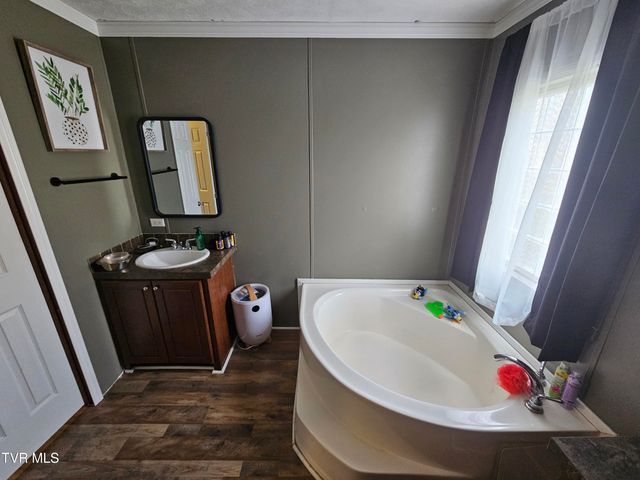 7395 Grady Lane, Wise, VA 24293