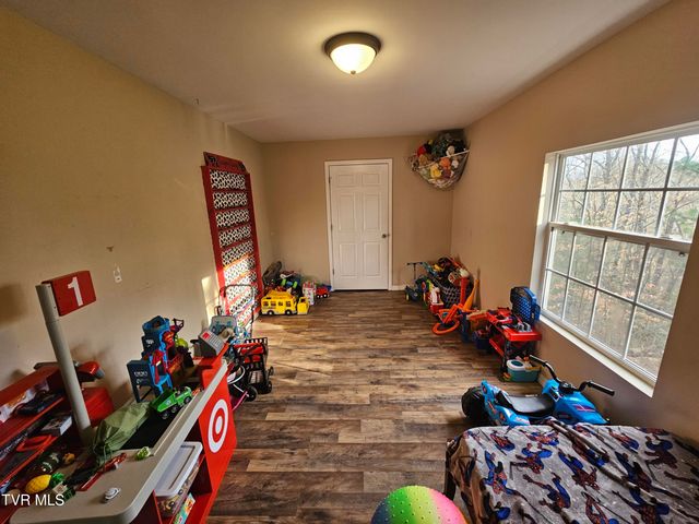 7395 Grady Lane, Wise, VA 24293