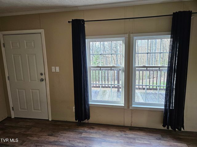 7395 Grady Lane, Wise, VA 24293