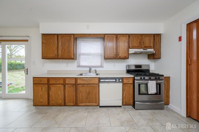 66 Pacific Ocean Drive, Brick, NJ 08723