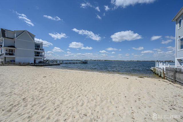 66 Pacific Ocean Drive, Brick, NJ 08723