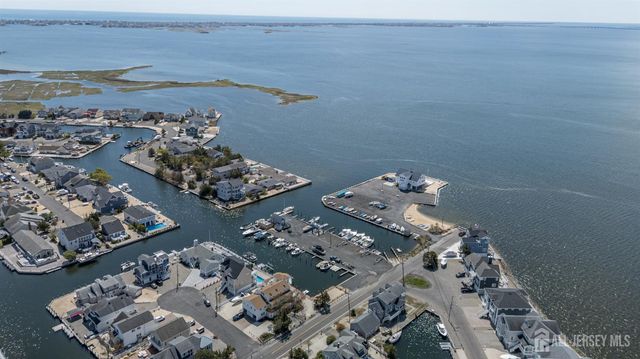66 Pacific Ocean Drive, Brick, NJ 08723