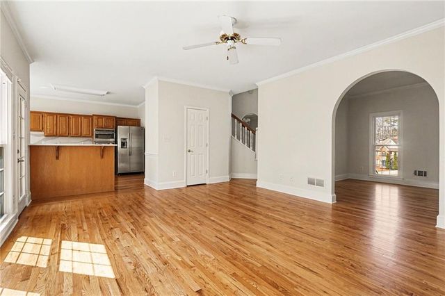 1374 Holly Lake Circle, Snellville, GA 30078