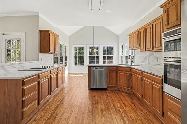 1374 Holly Lake Circle, Snellville, GA 30078