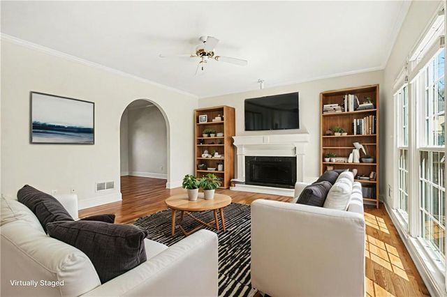 1374 Holly Lake Circle, Snellville, GA 30078