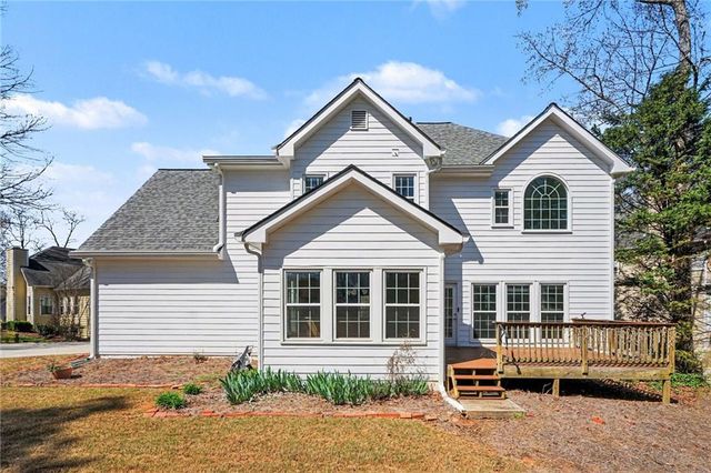 1374 Holly Lake Circle, Snellville, GA 30078