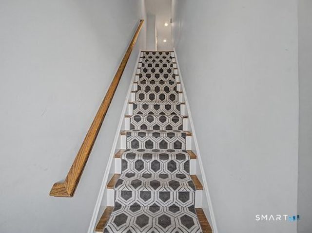 9 River Road 418, Greenwich, CT 06807