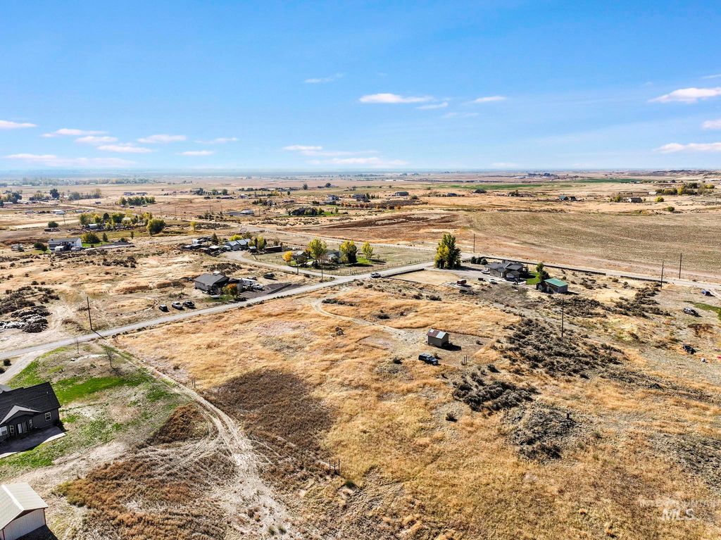 584 N Circle, Shoshone, ID 83352 photo 12