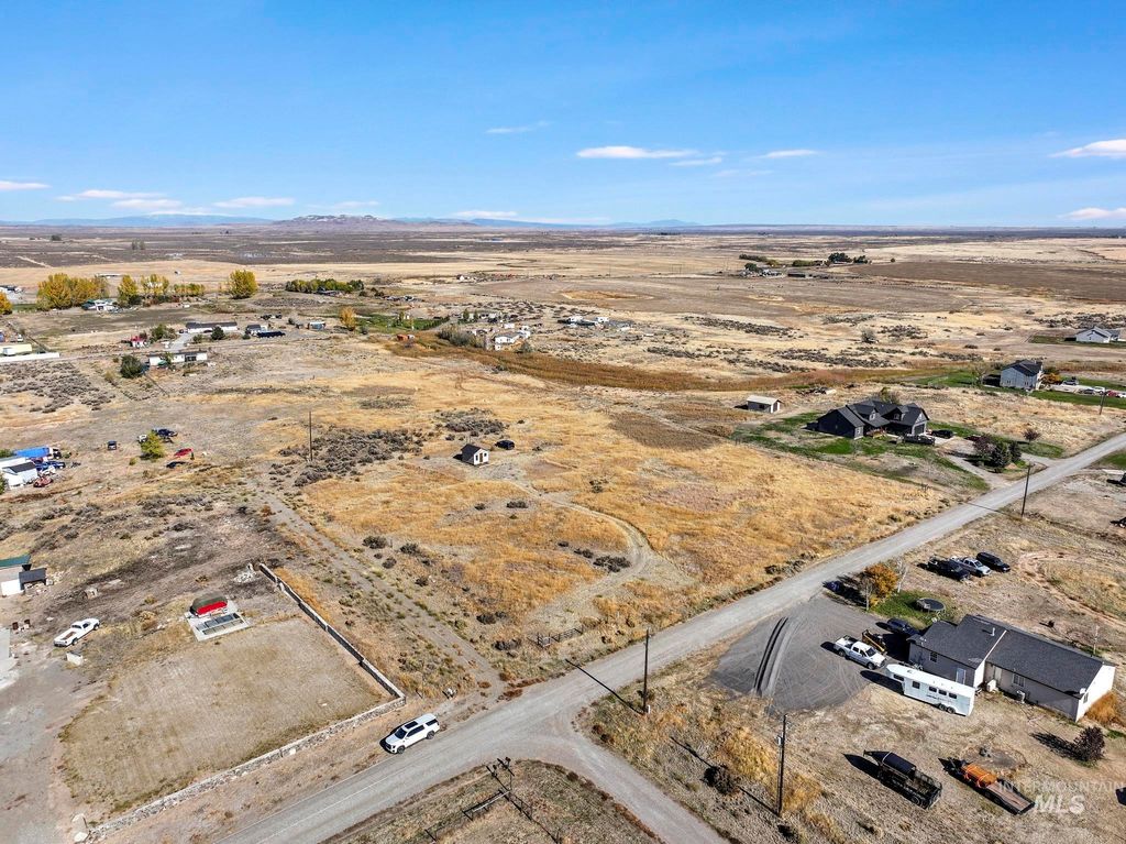 584 N Circle, Shoshone, ID 83352 photo 16