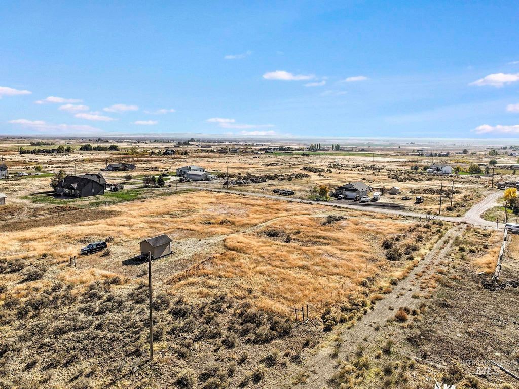 584 N Circle, Shoshone, ID 83352 photo 8