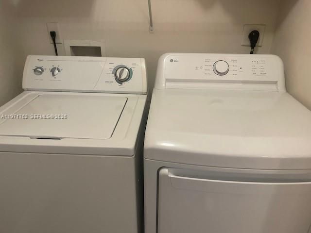 5960 W Sample Rd 305, Coral Springs, FL 33067