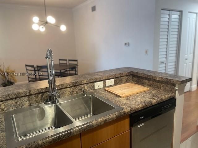 5960 W Sample Rd 305, Coral Springs, FL 33067