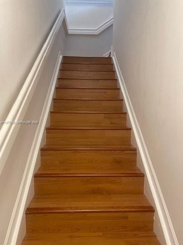 5960 W Sample Rd 305, Coral Springs, FL 33067