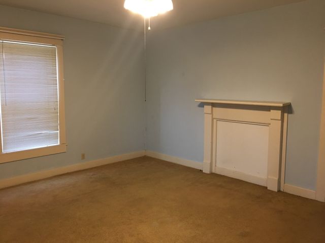 1584 Latimer Ln, Hendersonville, TN 37075