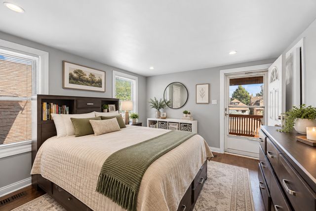 3649 N Newcastle Avenue, Chicago, IL 60634