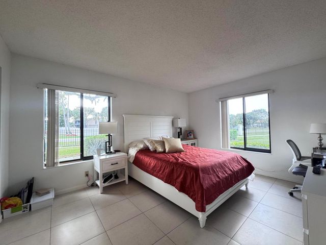 3676 Alder Drive E1, West Palm Beach, FL 33417