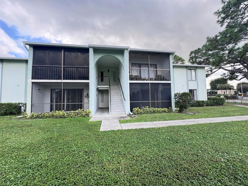3676 Alder Drive E1, West Palm Beach, FL 33417