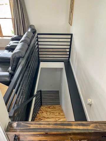 1709 5th Ave, Minot, ND 58701