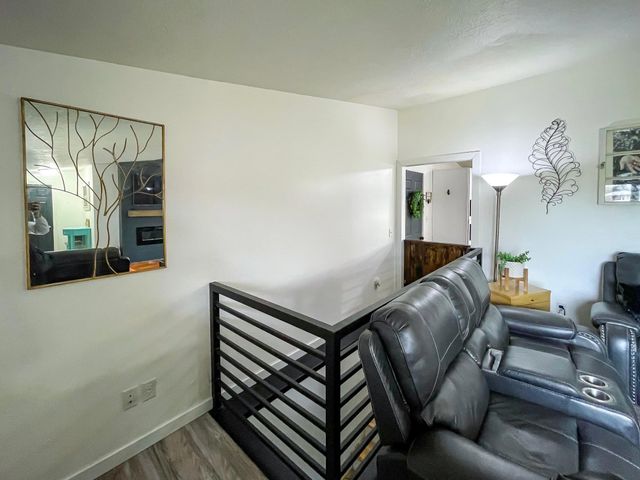 1709 5th Ave, Minot, ND 58701