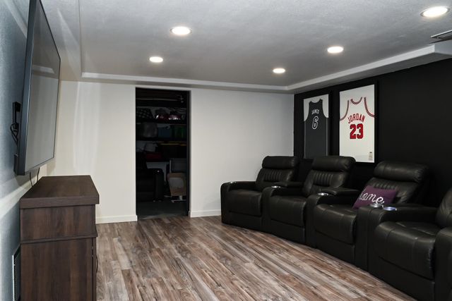 1709 5th Ave, Minot, ND 58701