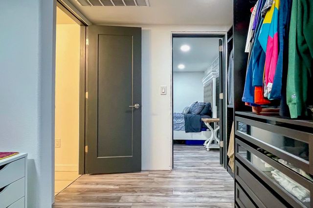 1709 5th Ave, Minot, ND 58701