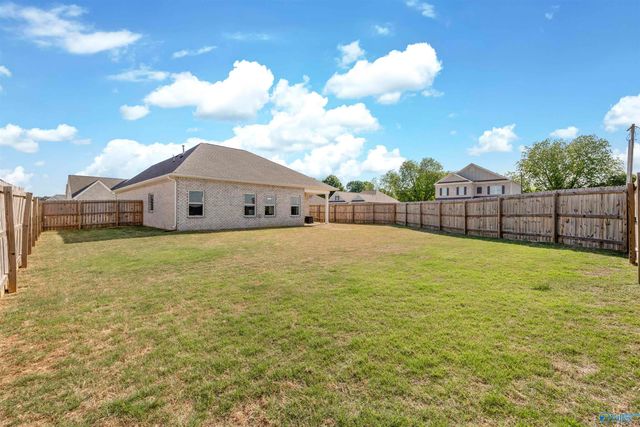 200 School House Road, Decatur, AL 35603