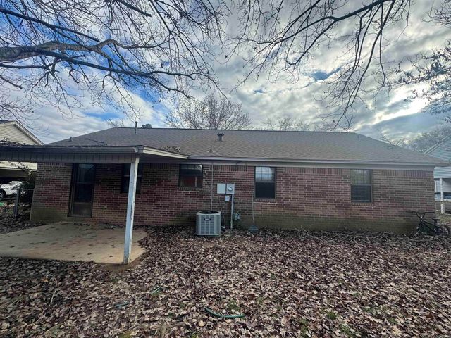 104 Northfield Dr Drive, Searcy, AR 72143