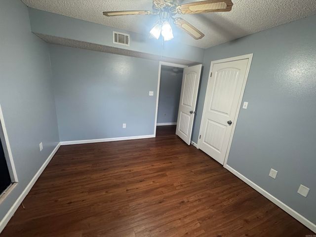 104 Northfield Dr Drive, Searcy, AR 72143