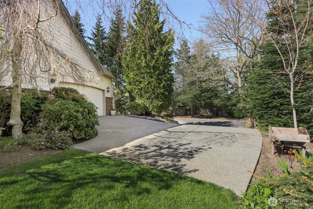 4404 Landmark Drive, Mount Vernon, WA 98274