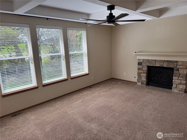 4404 Landmark Drive, Mount Vernon, WA 98274