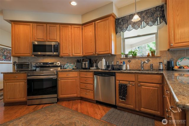 4404 Landmark Drive, Mount Vernon, WA 98274