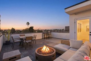 6716 N Royce Lane, Van Nuys (los Angeles), CA 91411