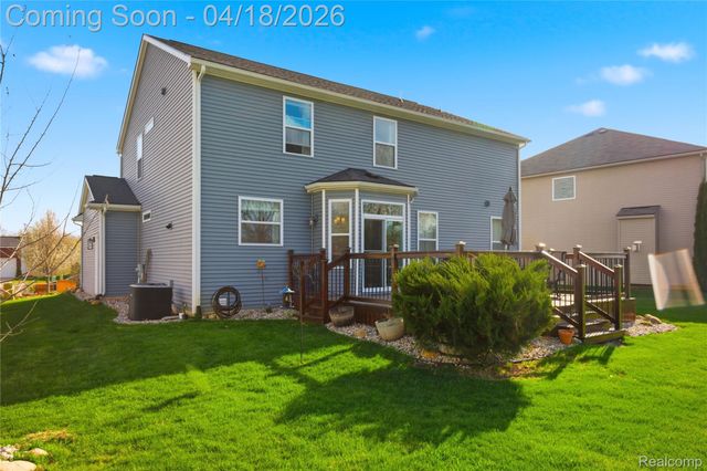 10909 Bouldercrest Drive, Green Oak Township, MI 48178