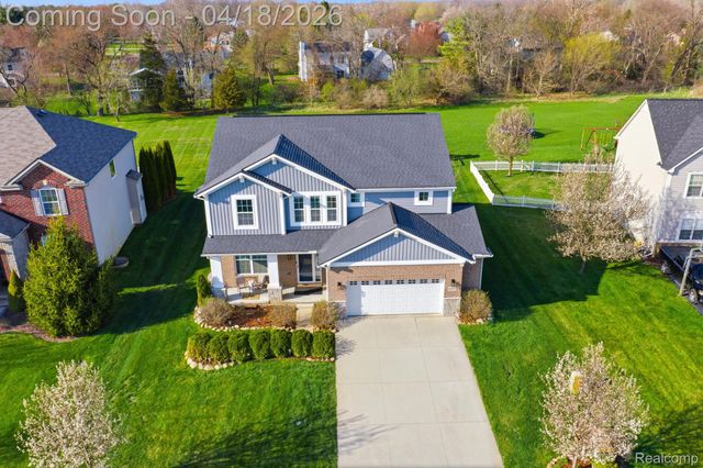 10909 Bouldercrest Drive, Green Oak Township, MI 48178