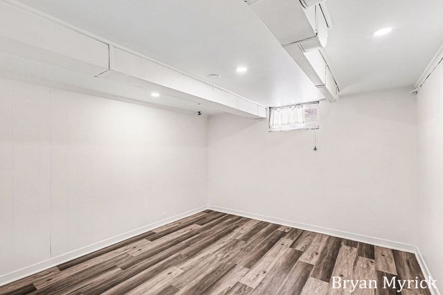 216 Dartmouth Avenue, Holland, MI 49423