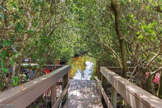 641 Periwinkle WAY A-3, Sanibel, FL 33957
